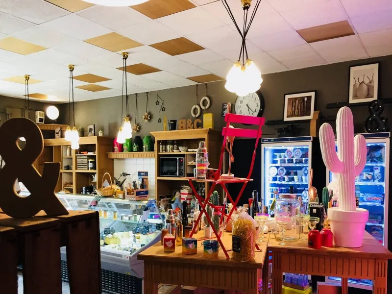 Intérieur de l’épicerie